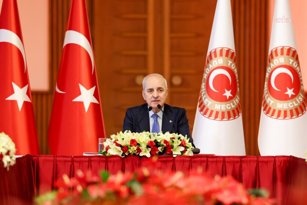 tbmm-baskani-kurtulmus-kucuradinin-vefati-nedeniyle-bassagligi-diledi-bNU3G8NR